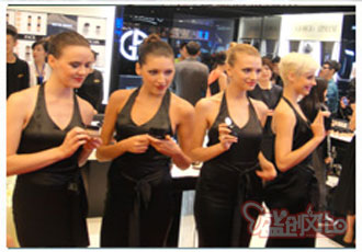      仁和春天阿瑪尼明星見面會