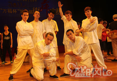     創(chuàng)新街舞、機械舞