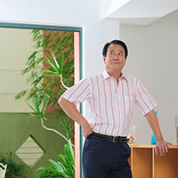  港臺(tái)  李修賢